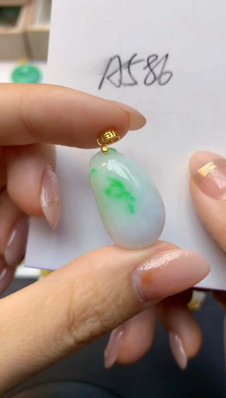 颈饰未镶嵌翡翠天然A货缅甸翡翠百元以上9元证书费自理