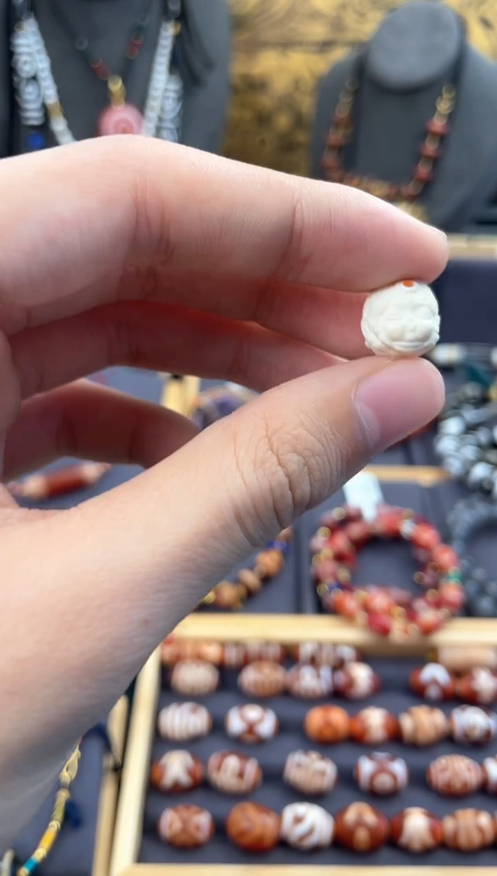 【闪购商品】玛瑙/玉髓颈饰未镶嵌扎基猛犸单珠