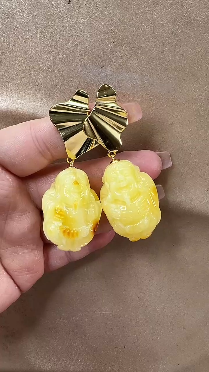 琥珀颈饰未镶嵌耳环