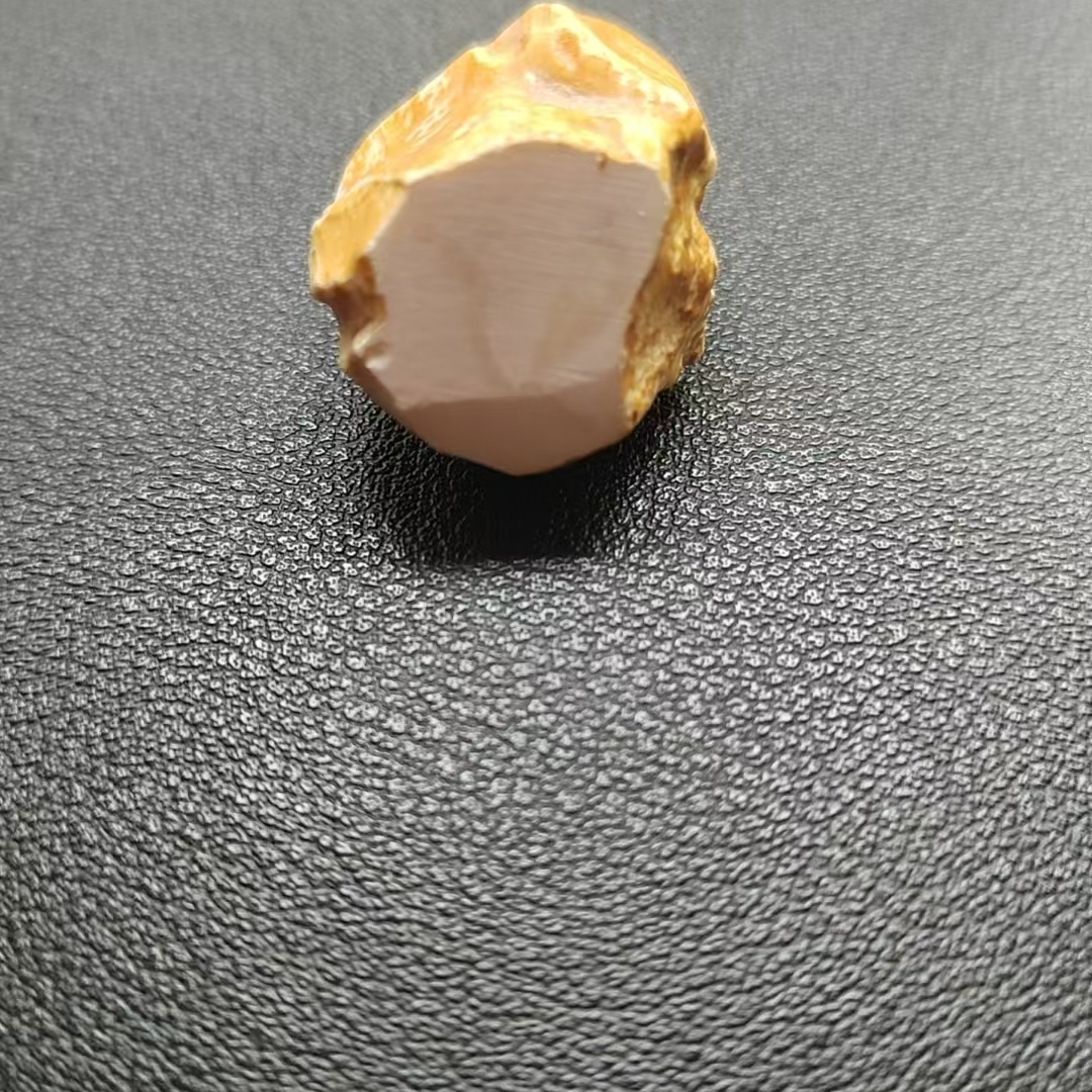 琥珀蜜蜡原石定制