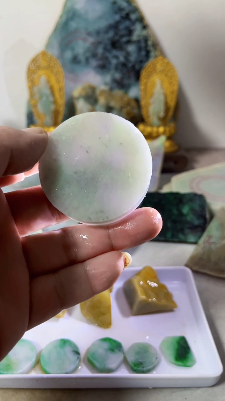 【闪购商品】翡翠吊坠(不含链)未镶嵌A419