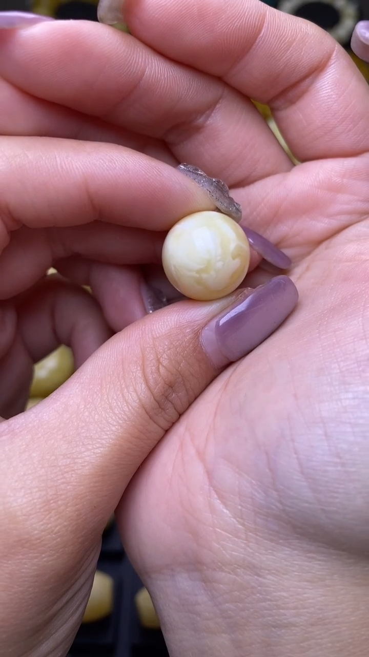 【闪购商品】琥珀裸石未镶嵌葵. 7