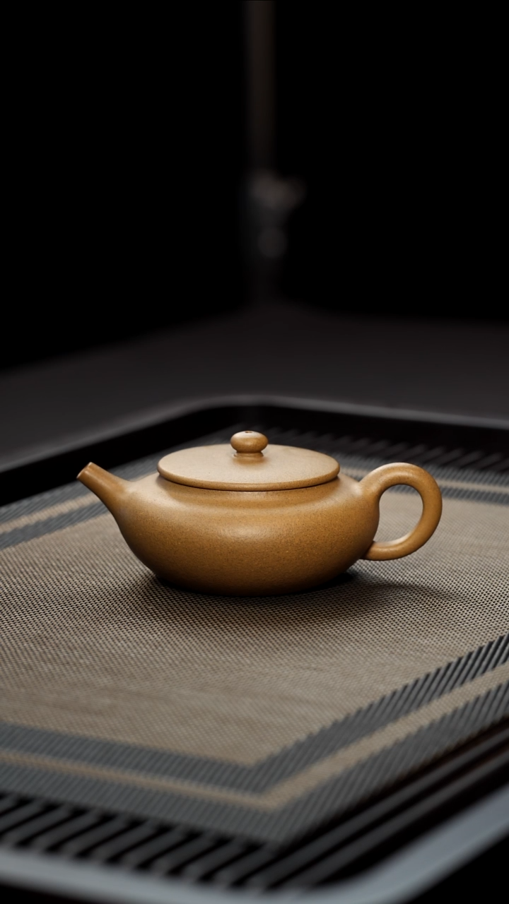 茶壶紫砂全手工青段扁晨160cc