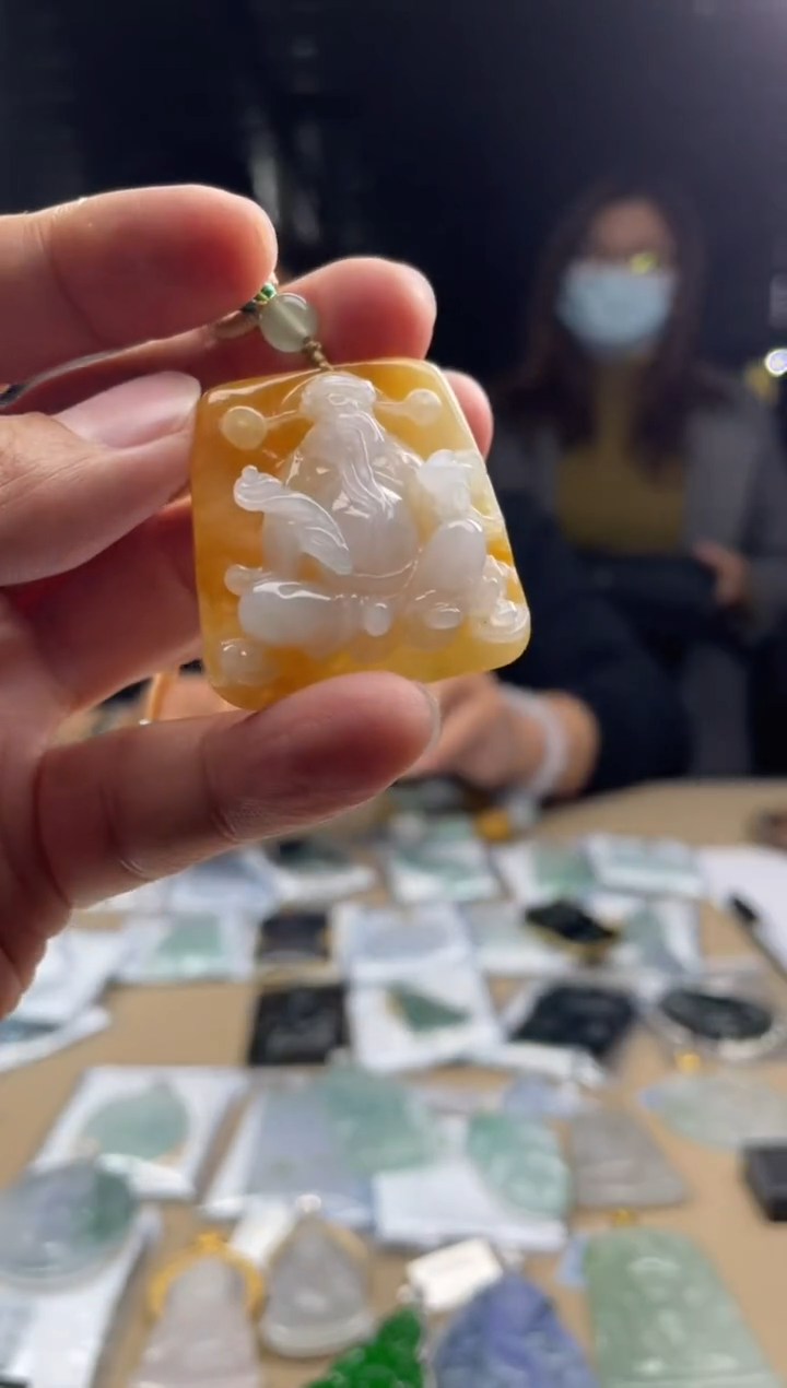 【闪购商品】定制翡翠未镶嵌            3856