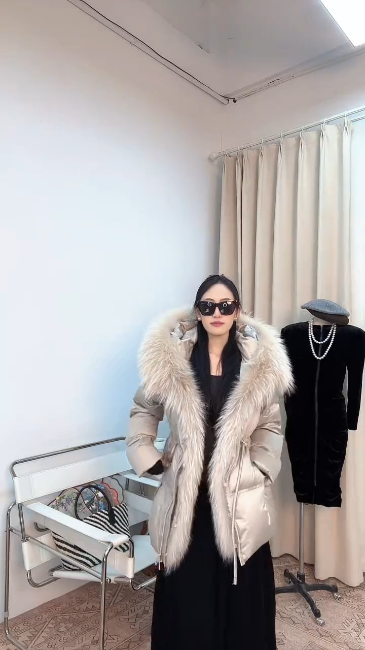 21女士时尚搭配上衣外套