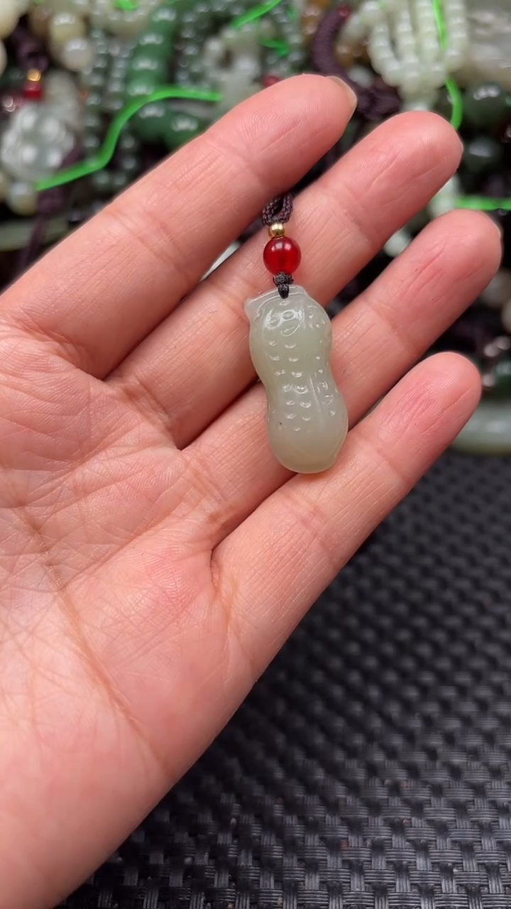 【闪购商品】和田玉颈饰未镶嵌1