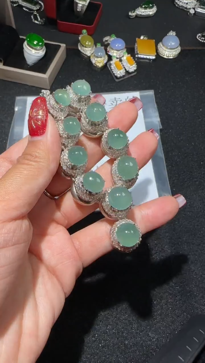 【闪购商品】翡翠套链未镶嵌多样性发货拍一发一