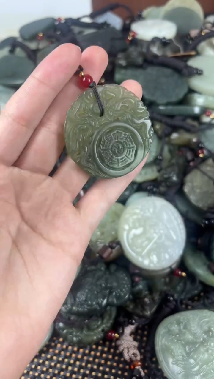 【闪购商品】和田玉颈饰未镶嵌1