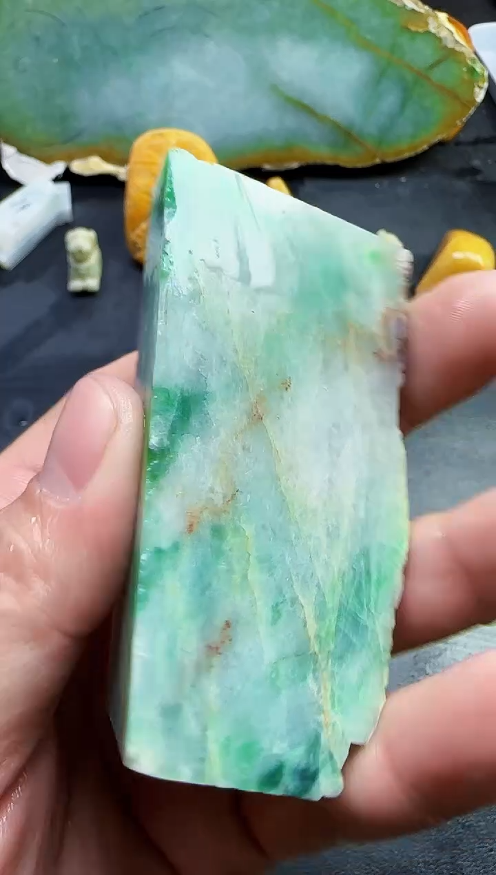 翡翠挂件未镶嵌138翡翠