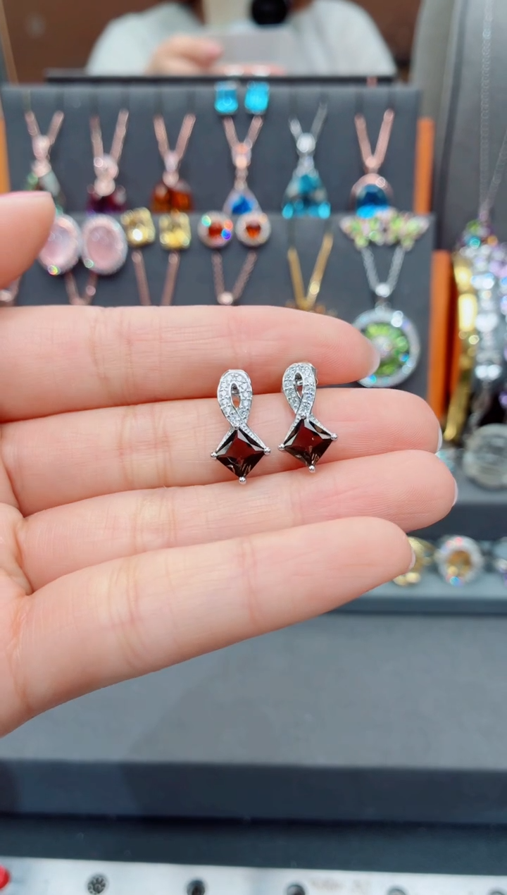 银S925镶嵌耳饰水晶水晶耳饰
