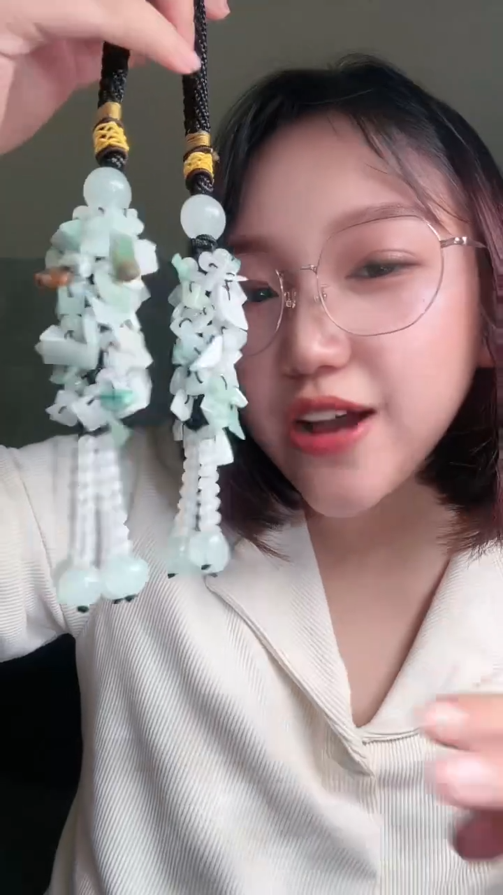 【闪购商品】翡翠颈饰未镶嵌车挂