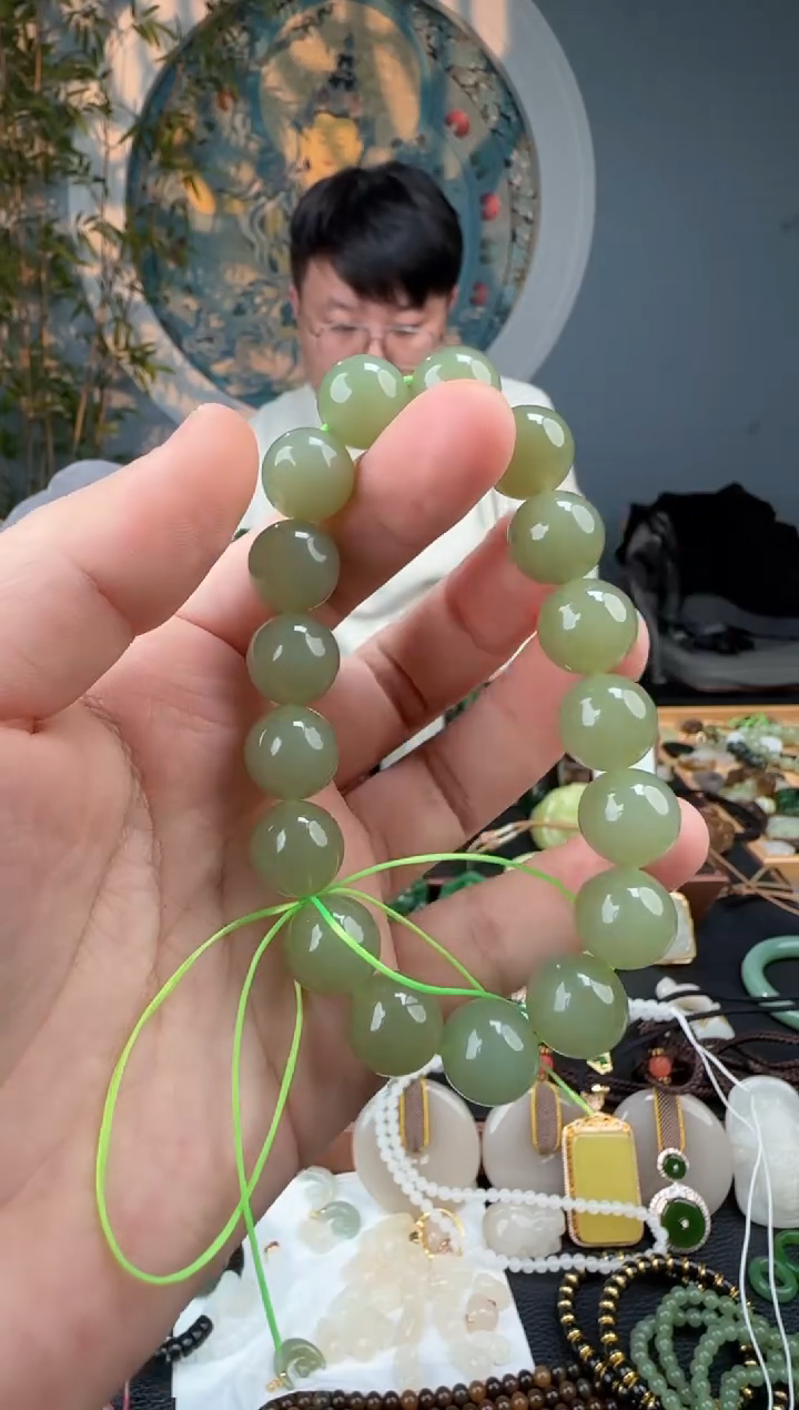 颈饰未镶嵌和田玉和田玉