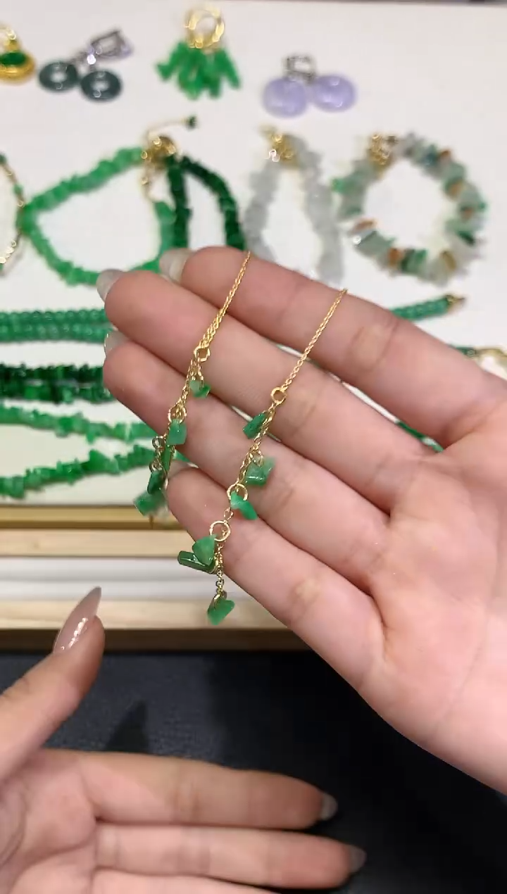 【闪购商品】翡翠吊坠(不含链)合金6多人多样性随机发货1件