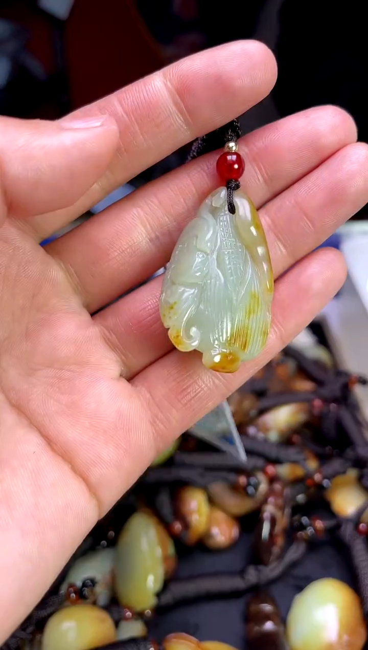 【闪购商品】和田玉颈饰未镶嵌1