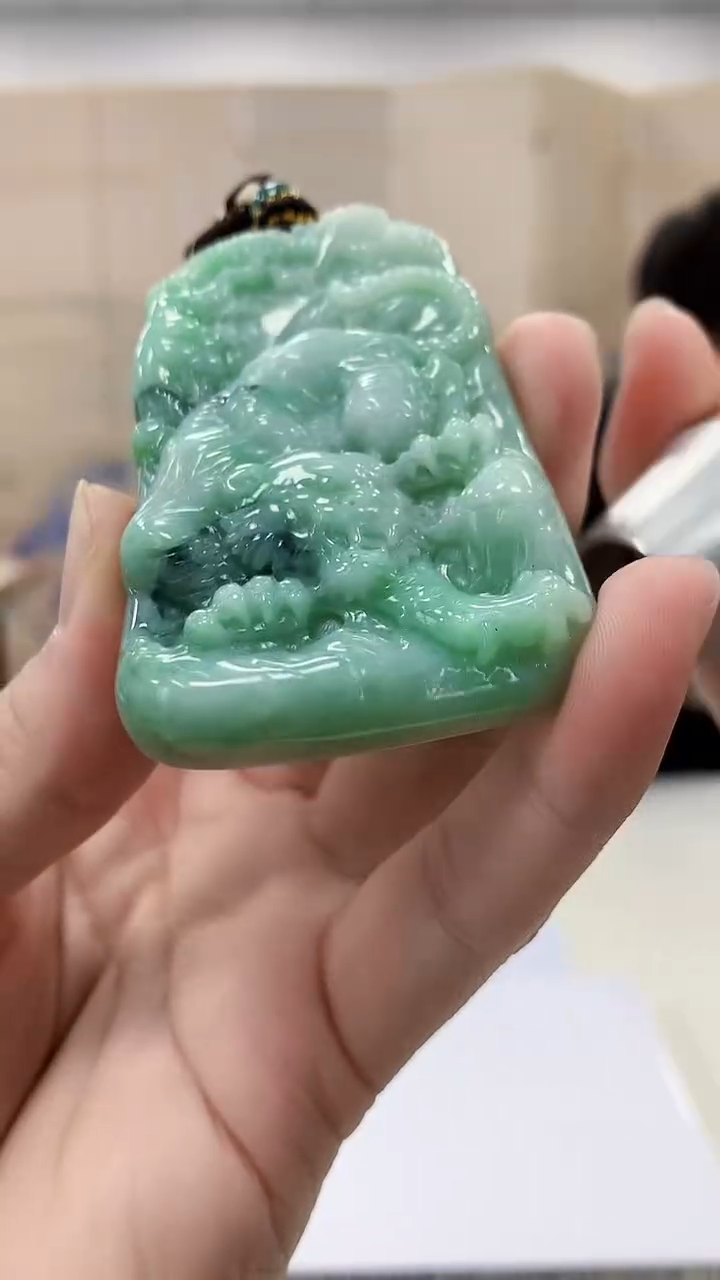 【闪购商品】定制翡翠未镶嵌4917bb-毛货挂件199