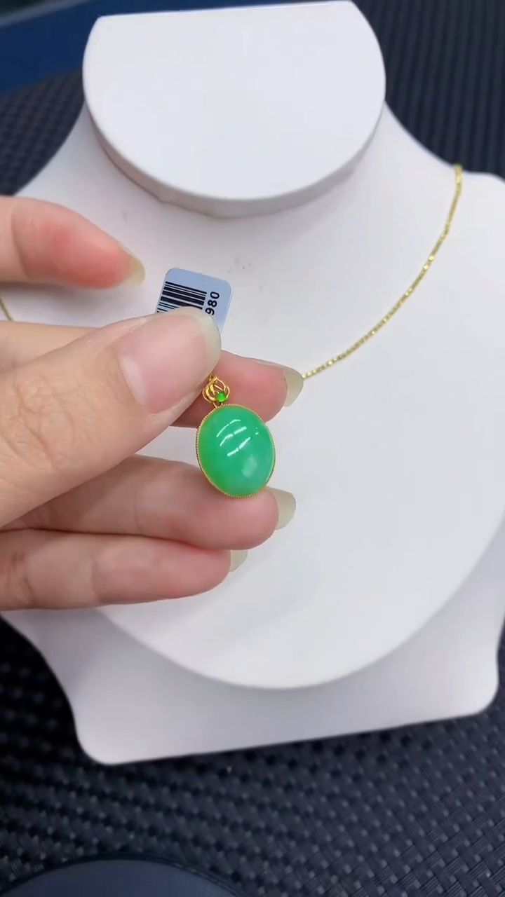 【闪购商品】翡翠颈饰18K金镶嵌            8