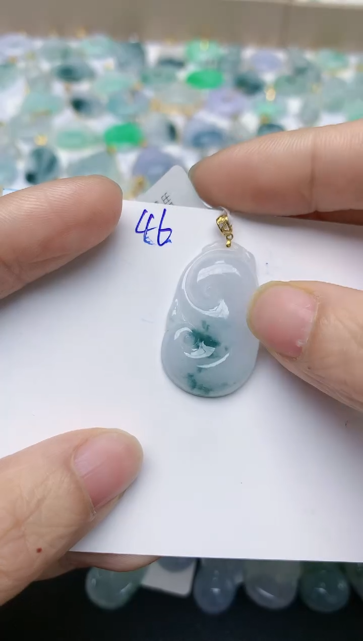 【闪购商品】翡翠颈饰18K金镶嵌天然翡翠A货    46