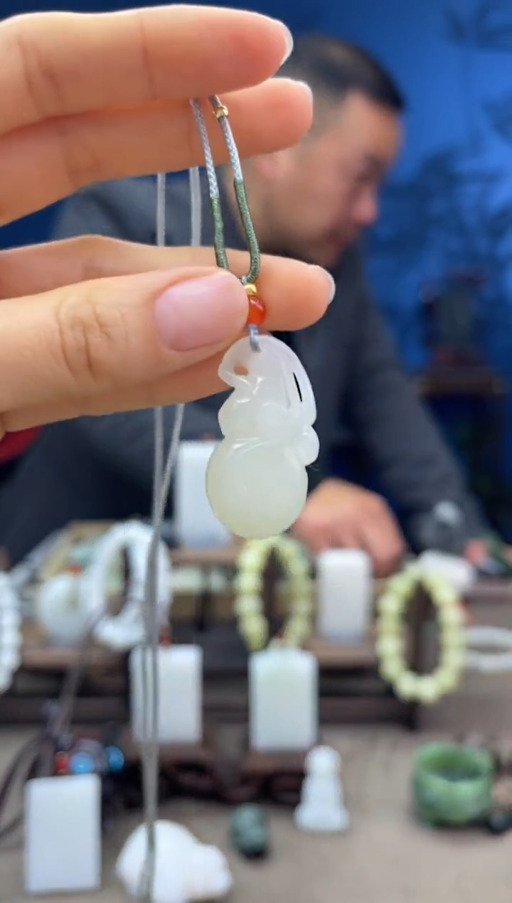 【闪购商品】和田玉颈饰未镶嵌1