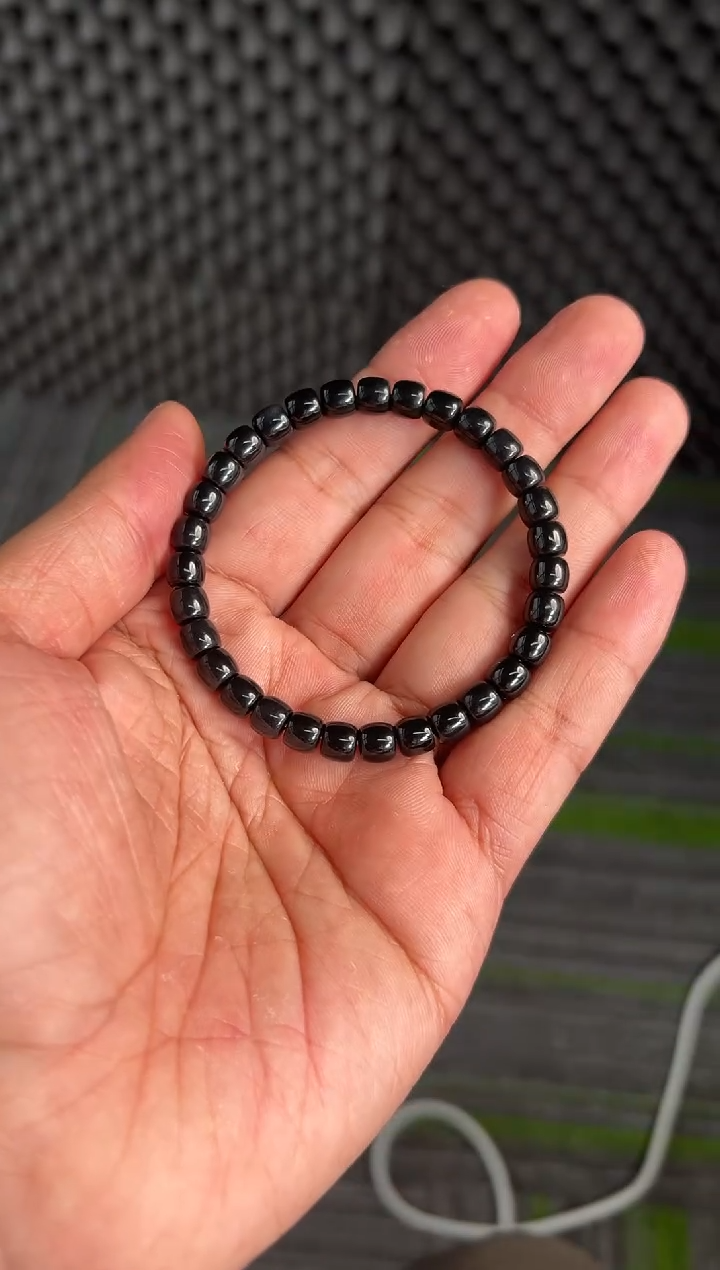 【闪购商品】翡翠手链未镶嵌黑武士翡翠PY035