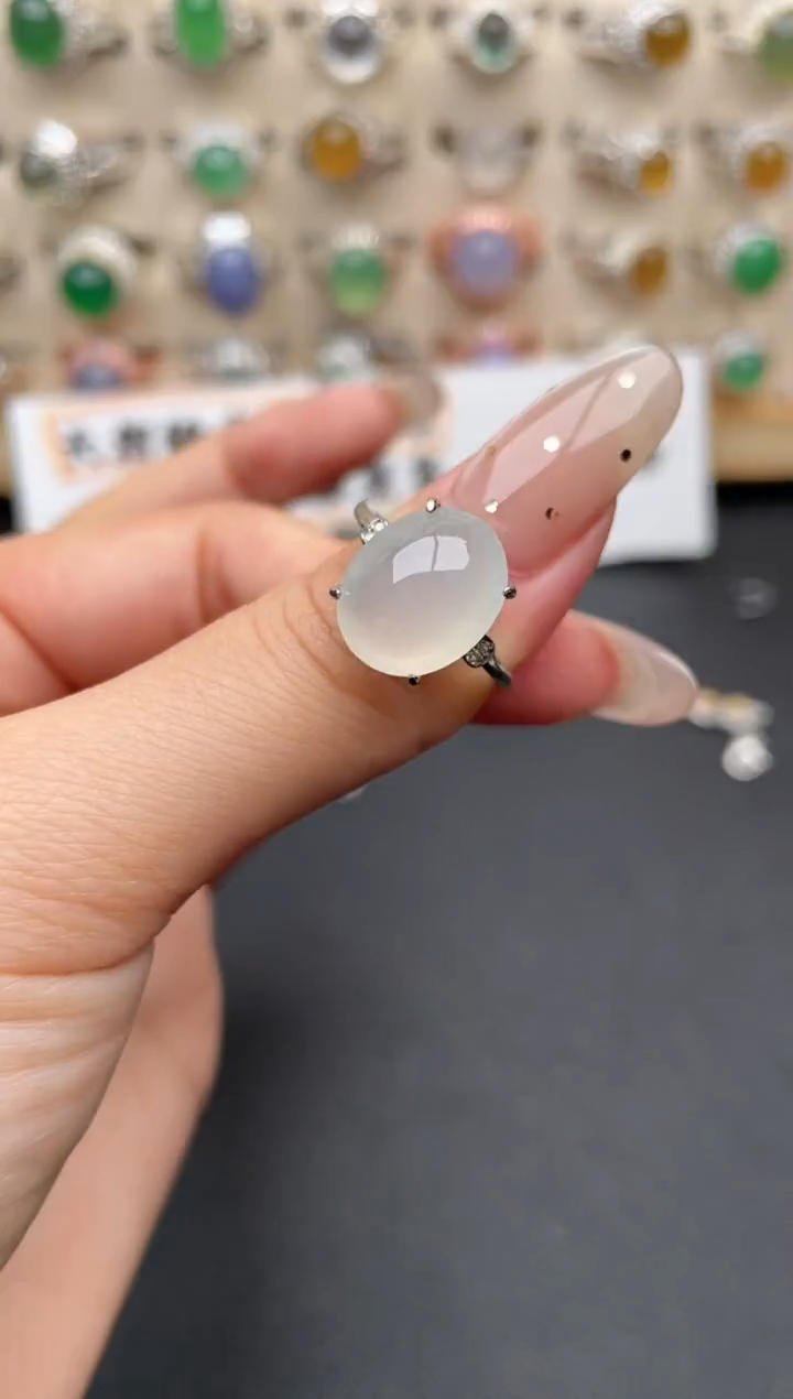 【闪购商品】翡翠戒指银S925镶嵌一物一证一礼盒