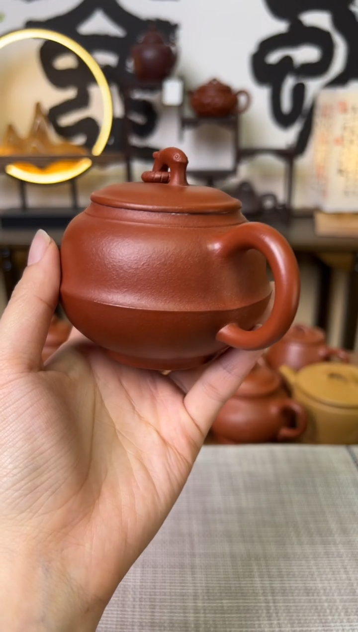 【闪购商品】朱泥茶壶鱼籽朱泥鱼乐壶230CC