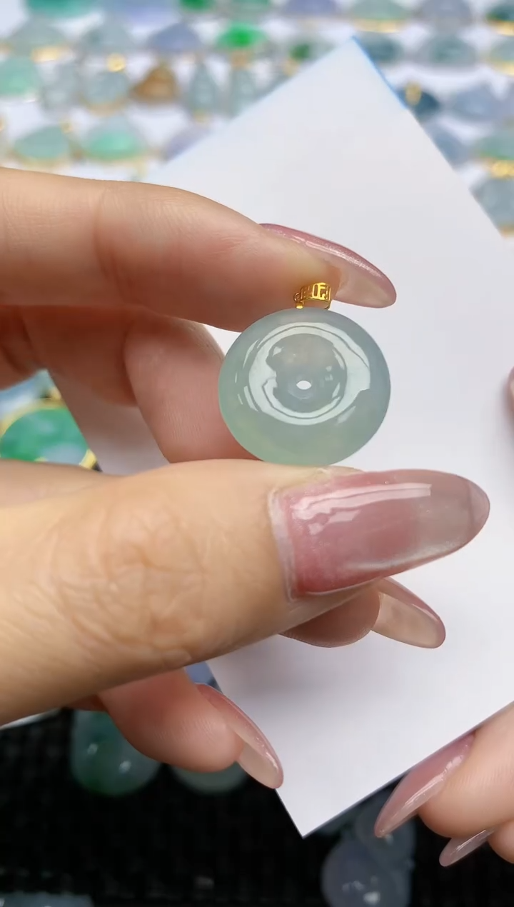 【闪购商品】翡翠挂件18K金镶嵌天然翡翠A货