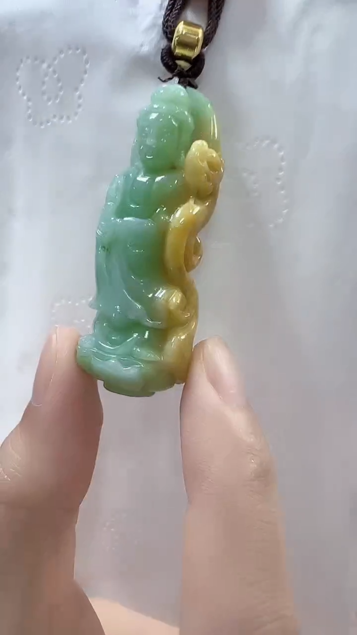 翡翠未镶嵌颈饰孤品观音