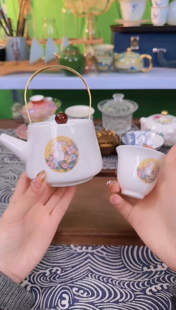 【闪购商品】洛丰奇茶具坊（玉兔望月杯）