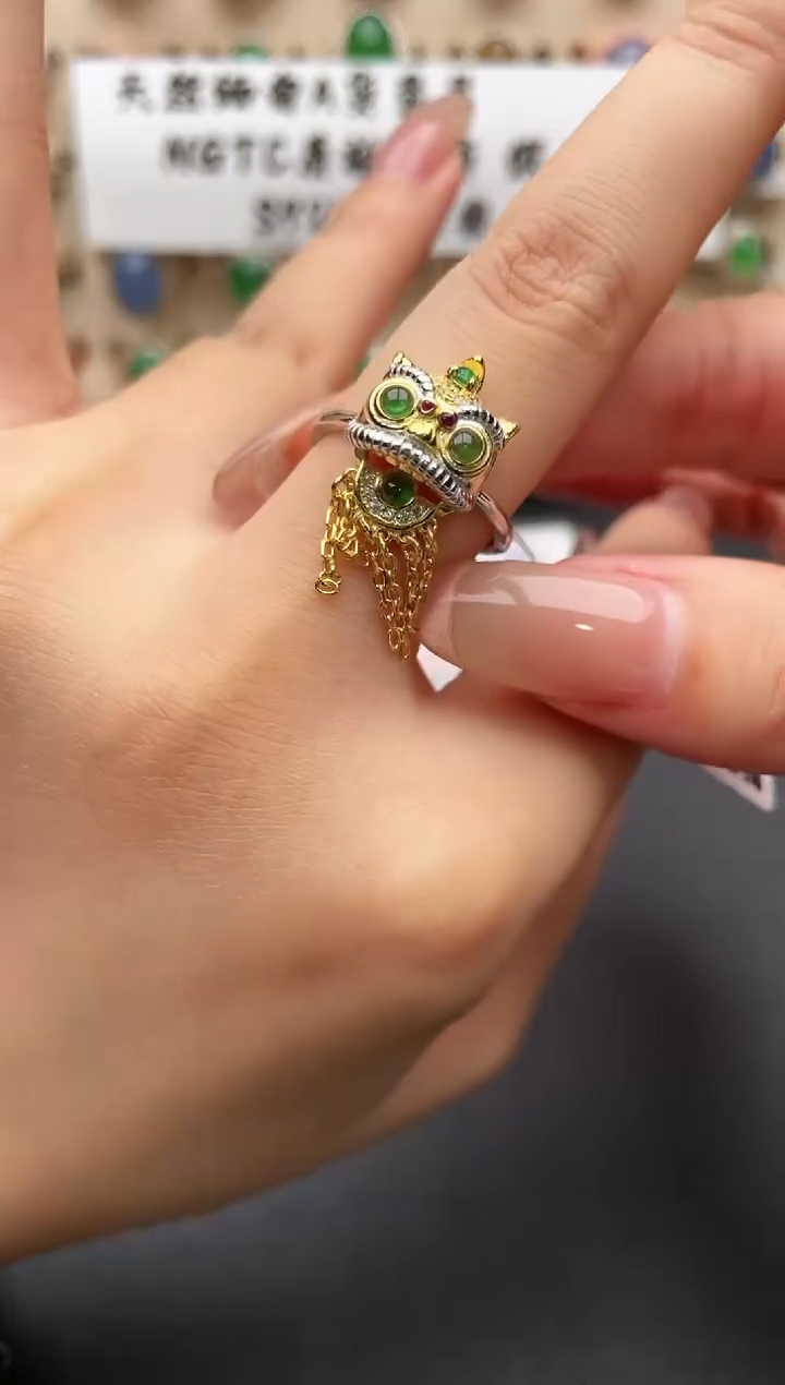 银S925镶嵌戒指翡翠一物一证一礼盒