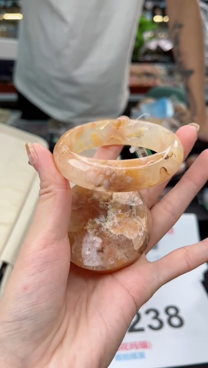 【闪购商品】石英质玉手镯未镶嵌54圈口（赠品镯心）3608085