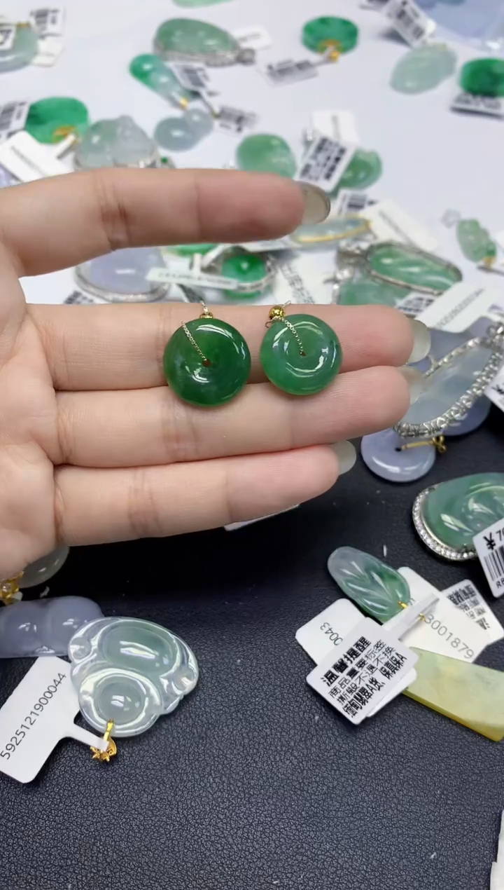 颈饰未镶嵌翡翠天然缅甸翡翠A货百元以上9元证书费自理