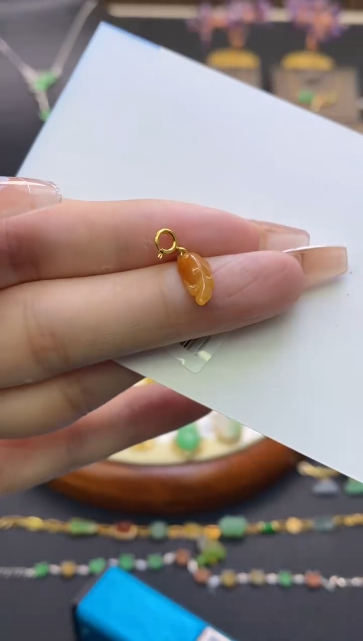 【闪购商品】翡翠颈饰18K金镶嵌净货12359