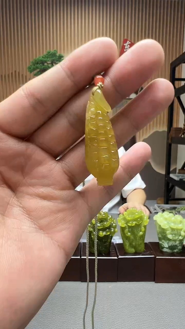 【闪购商品】蛇纹石玉颈饰未镶嵌天然玉石吊坠