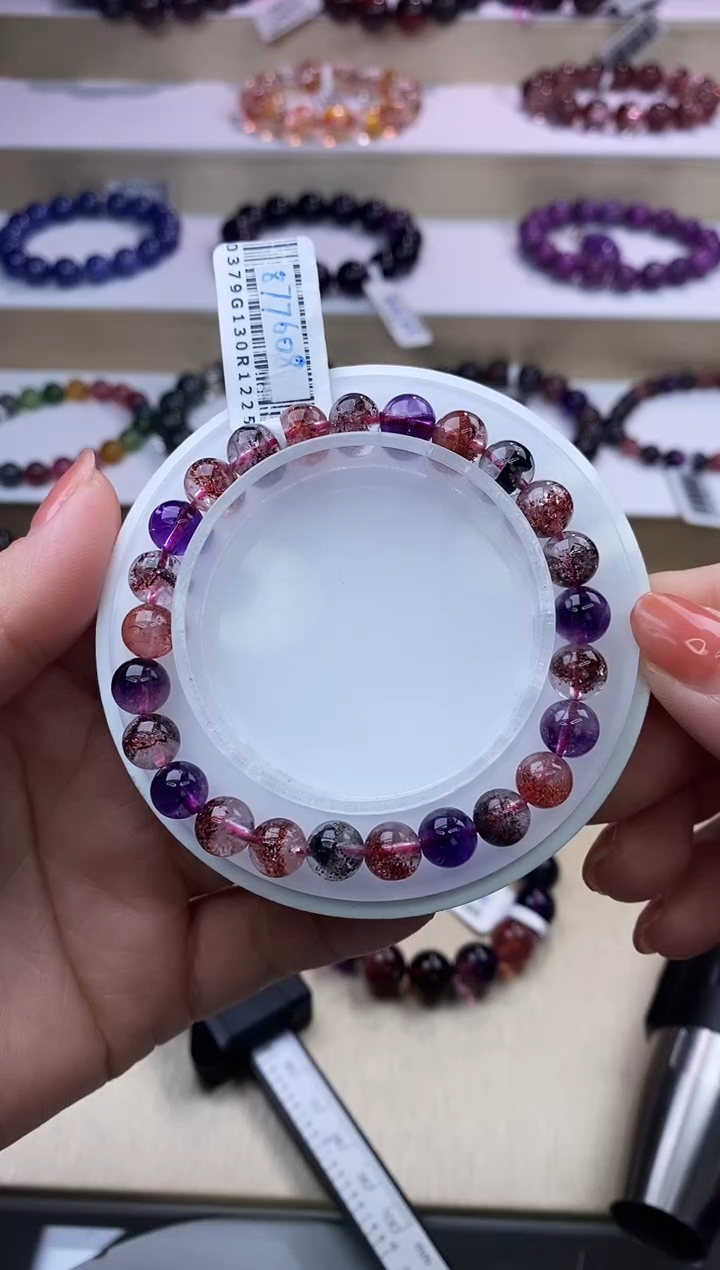【闪购商品】水晶手链未镶嵌黑加仑超七7m+