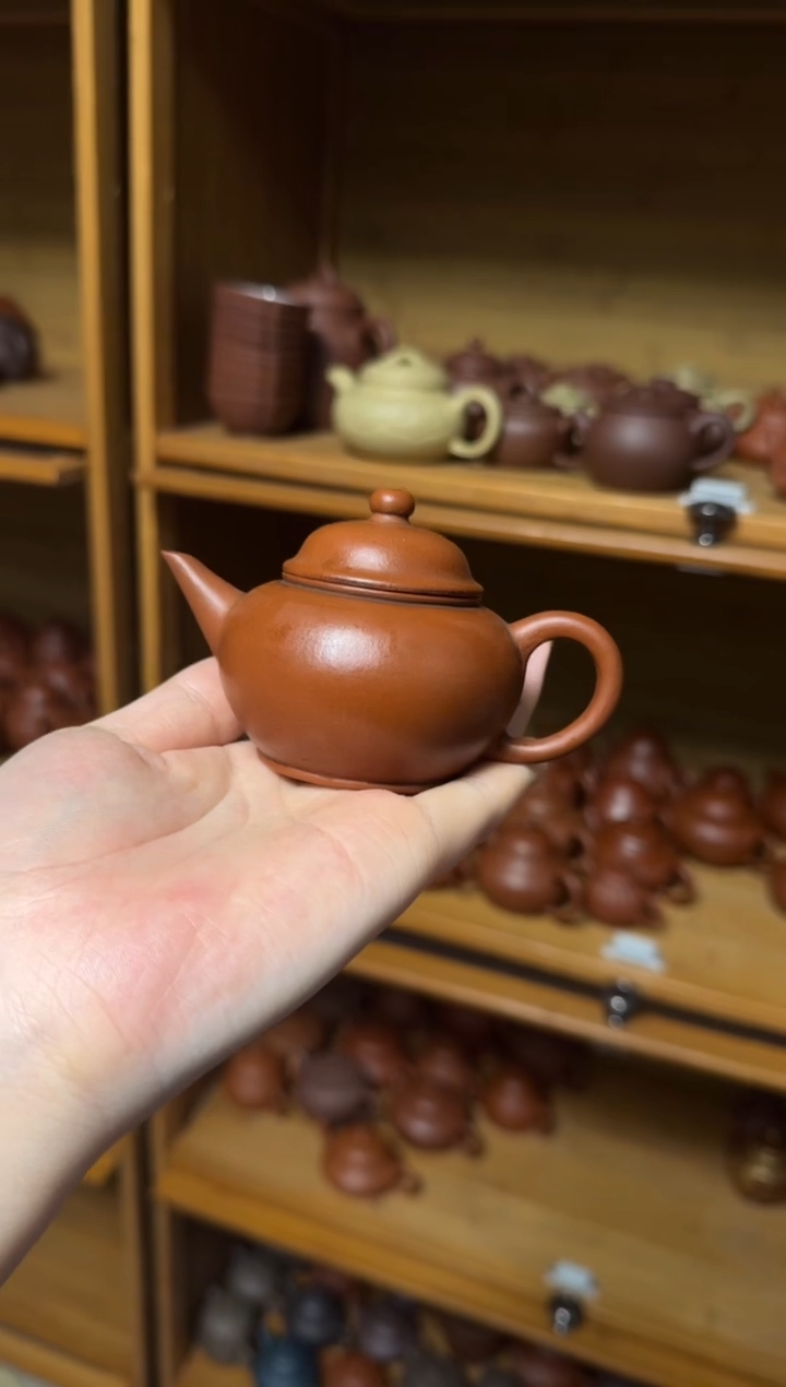 茶壶紫砂龍***?紫泥盘子一个