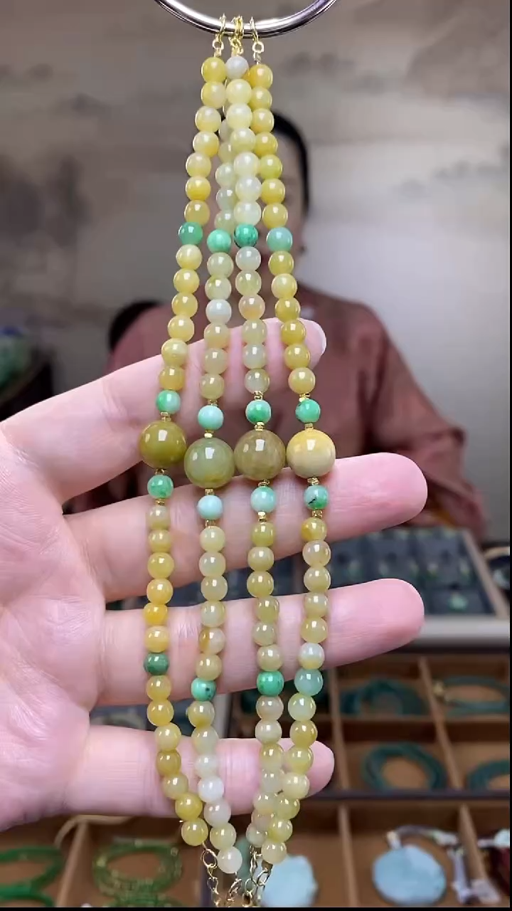 未镶嵌手链翡翠多样性发货发其一