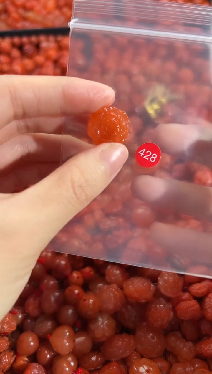 颈饰未镶嵌南红玛瑙1