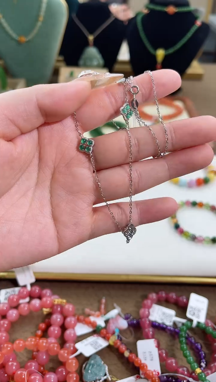 【闪购商品】翡翠颈饰银S925镶嵌翡翠cs
