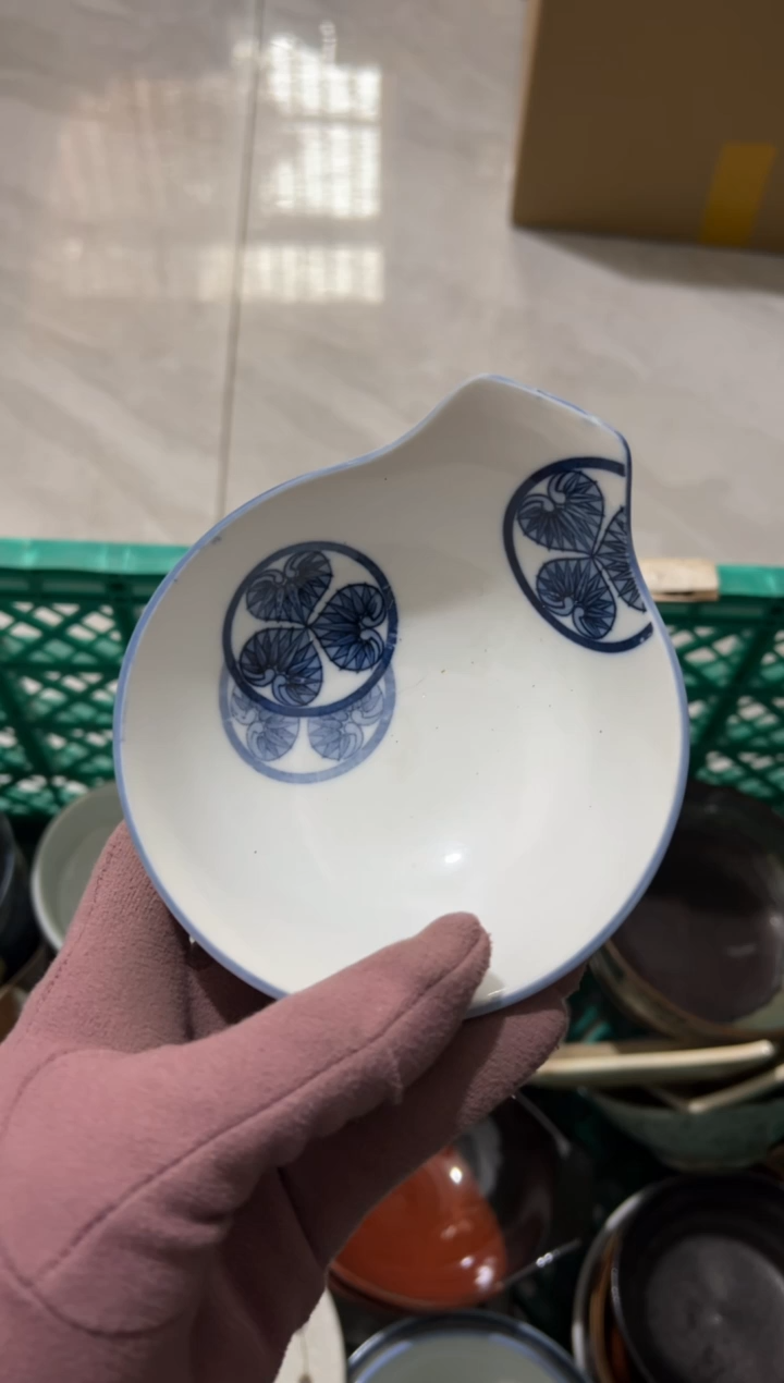 小****?中古商品默认瑕疵 完美主义者慎拍