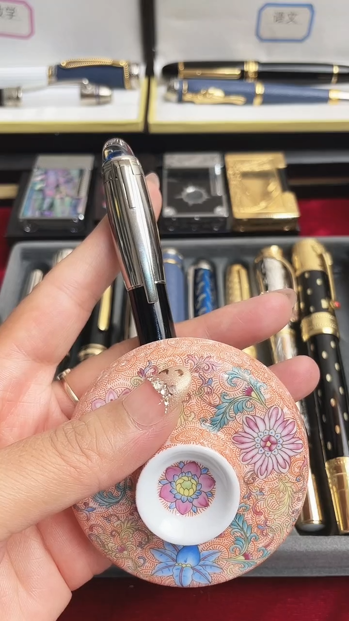 瓷片口*毛DGGDGHH77777