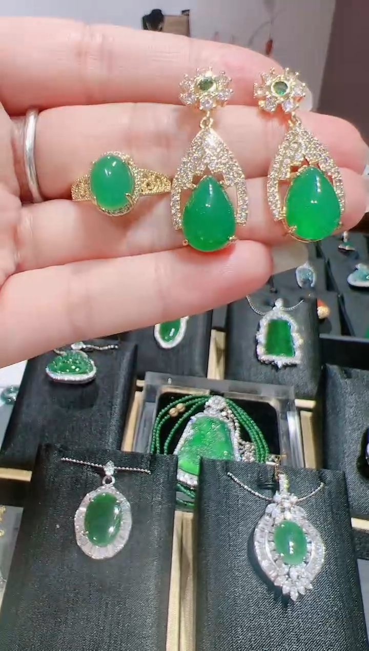 【闪购商品】玛瑙手饰合金202522622