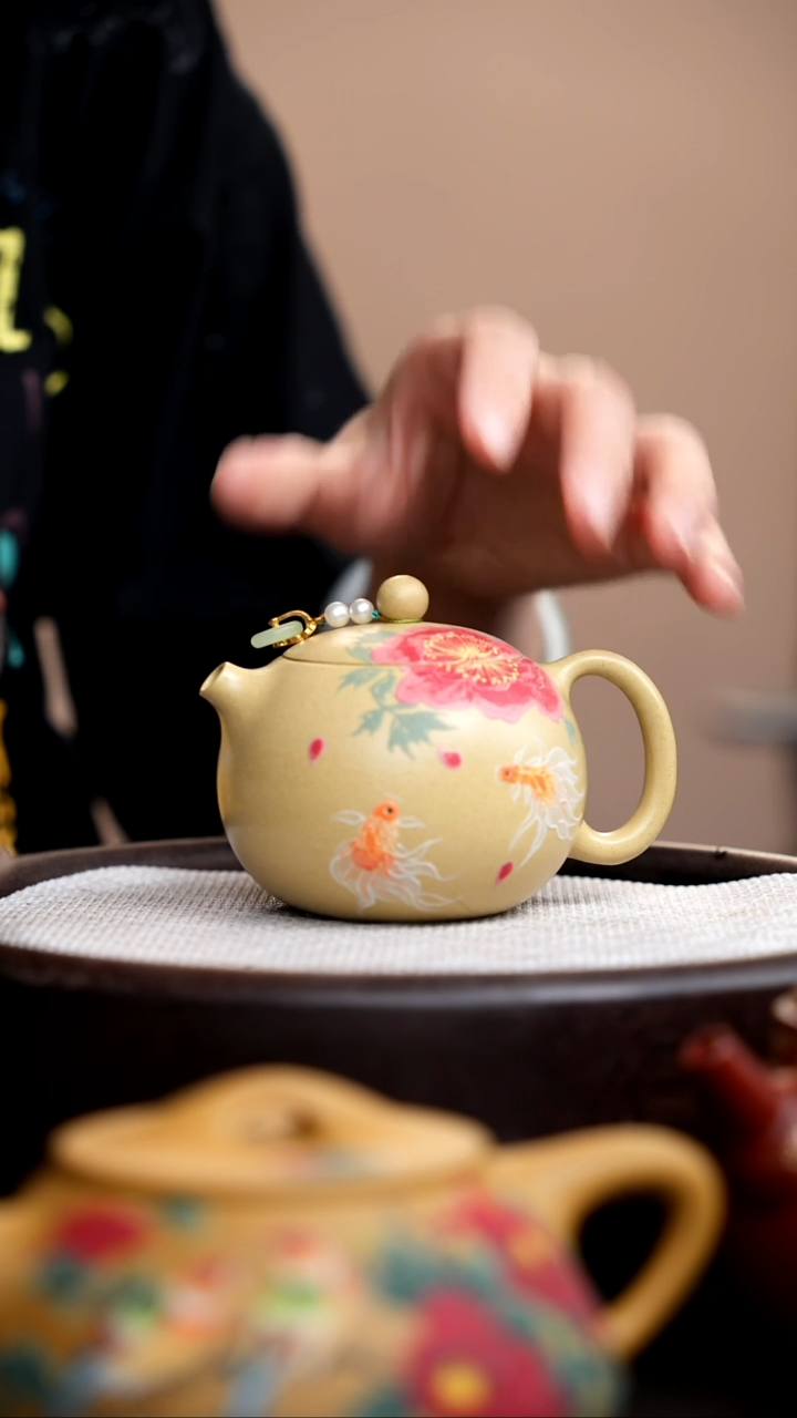 茶壶紫砂本山绿河豚西施泥绘双鱼011