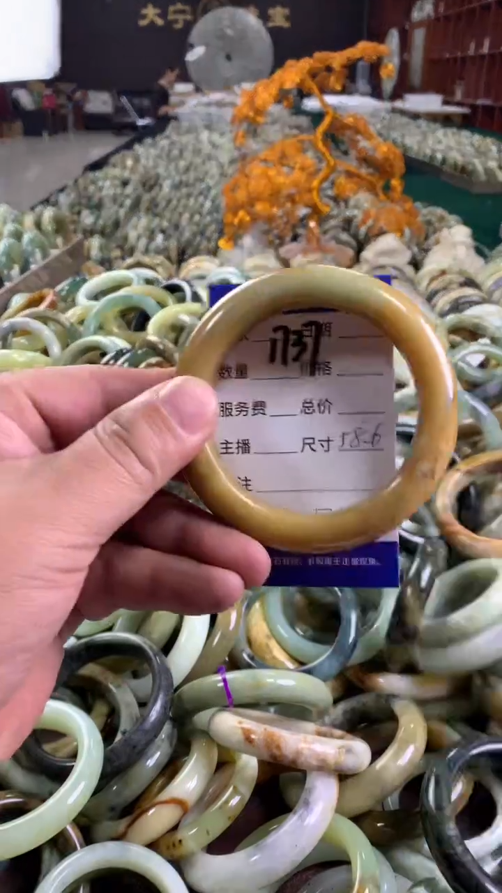 未镶嵌蛇纹石玉手镯1737