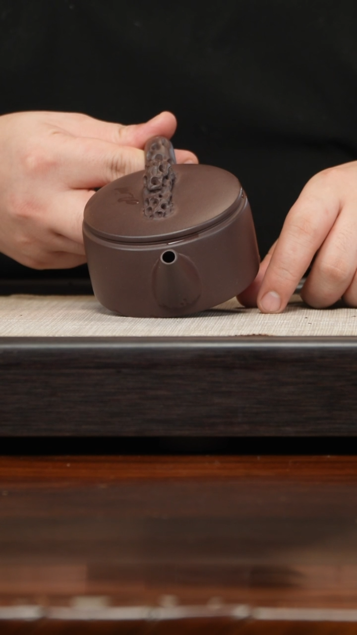 【闪购商品】紫砂茶壶四底太湖石汉瓦