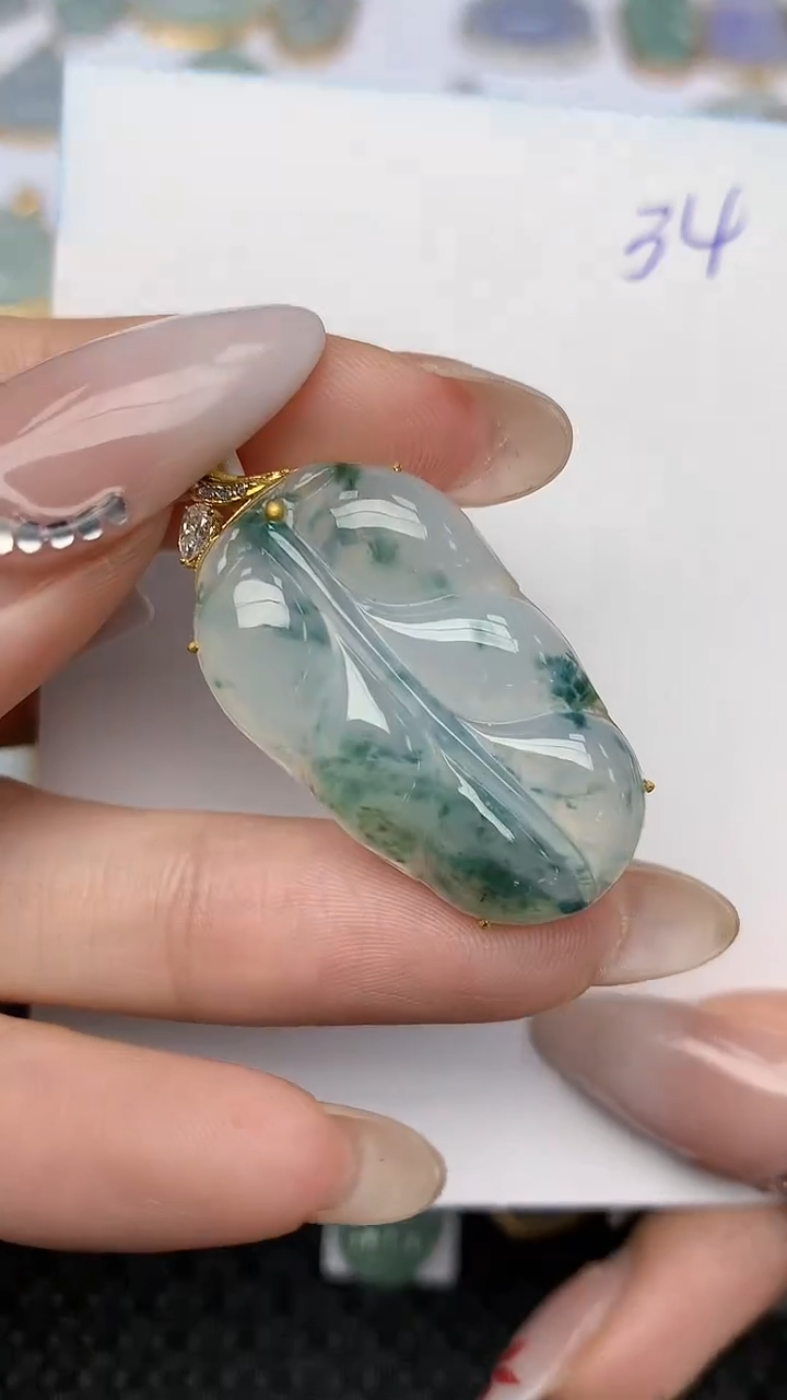 【闪购商品】翡翠颈饰18K金镶嵌天然翡翠A货