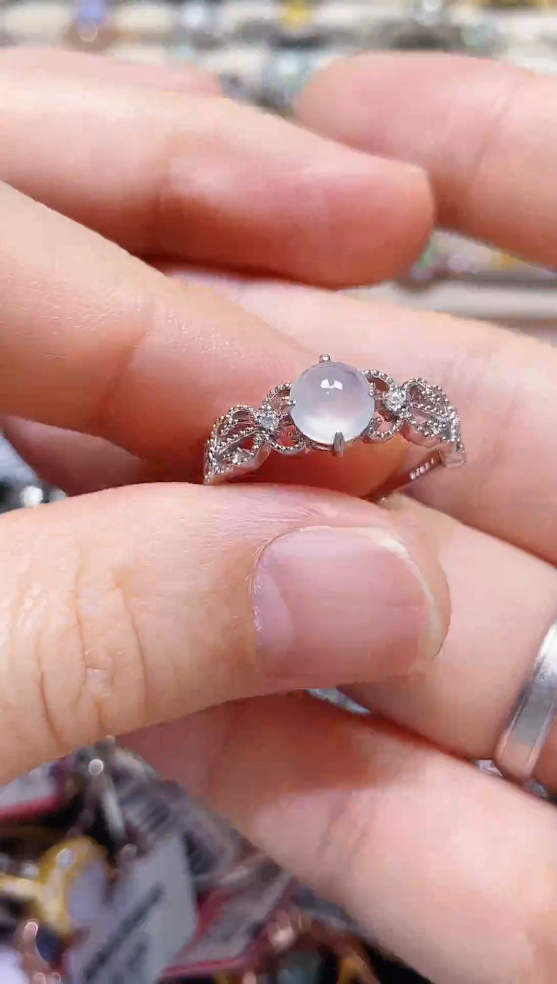 翡翠戒指未镶嵌-缅料