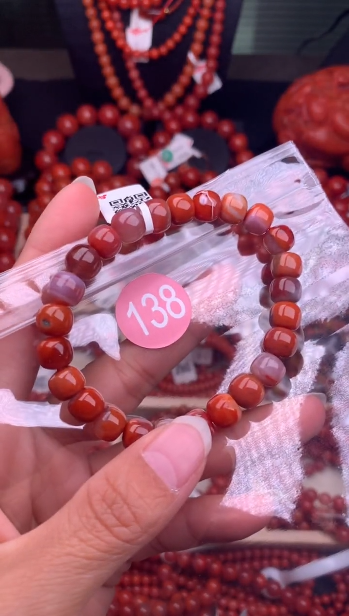 【闪购商品】南红玛瑙珠宝奇石未镶嵌138-8