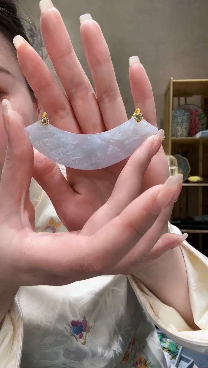 【闪购商品】翡翠颈饰未镶嵌吊坠