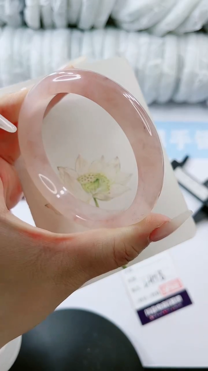 【闪购商品】石英质玉手镯未镶嵌多样性发货L418