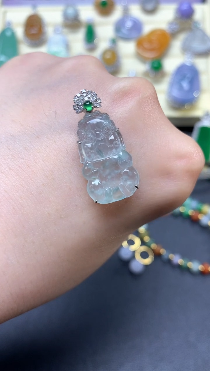 【闪购商品】翡翠吊坠(不含链)18K金镶嵌吊坠|2950+295
